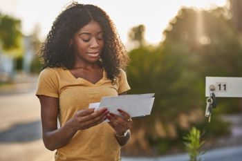 Postcard Marketing Ideas to Attract More Customers 